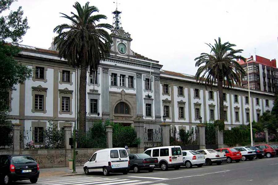 Reforma integral Sala de vistas en Tabacalera, A Coruña
